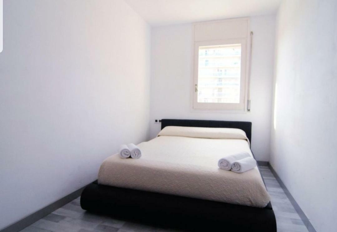 Apartamento Malgrat De Mar Esterno foto